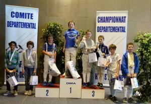 Podium Fleuret H M11